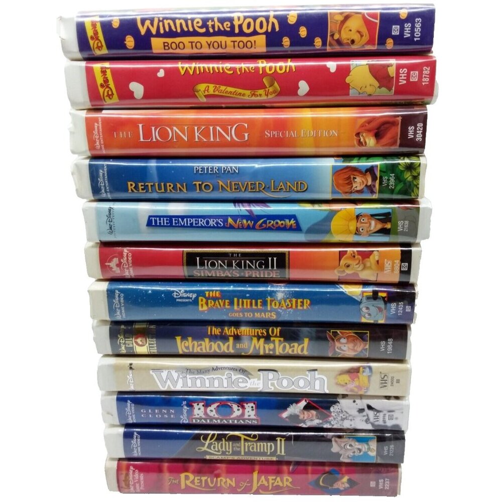 12 Disney VHS Winnie The Pooh Lion King The Brave Little Toaster 101 Dalmatians